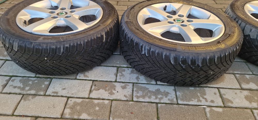 Jante aliaj +Cauciucuri de iarna R16