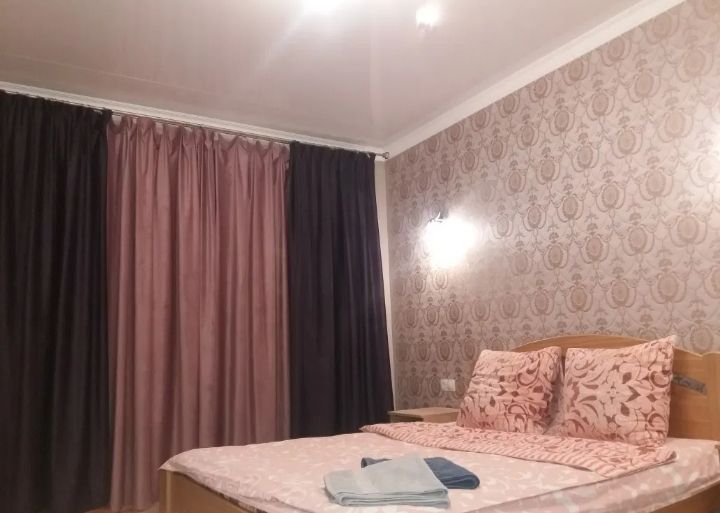 Сарыарка 11-Кенесары,  2ч 2000