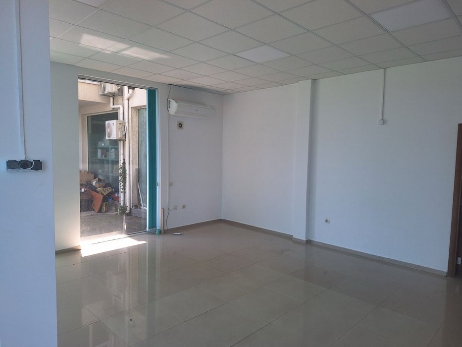 Дава се под наем Офис в Несебър - 65 кв.м за 255 € - Снимка #1