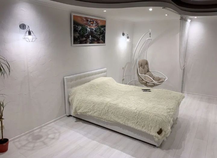 Сарыарка 11-Кенесары,  2ч 2000