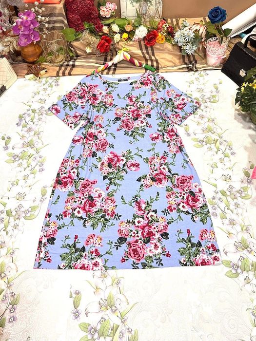 Рокля свободен модел