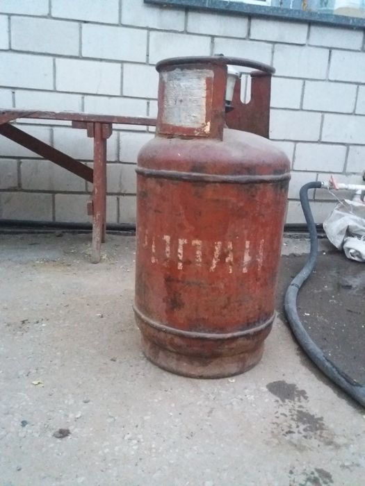 газовый баллон с редуктором