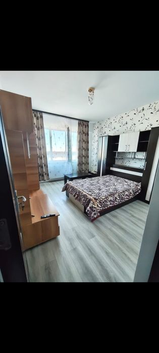 Închiriez garsonieră