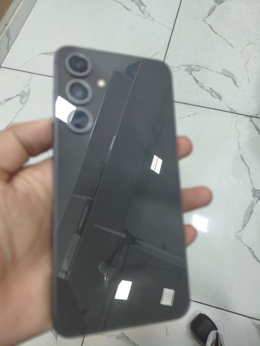 Продам Samsung s24 fe 256 gb