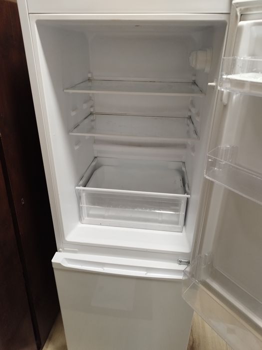 Хладилник с фризер за ремонт