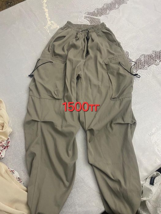 Очень красивое молодежное платье.