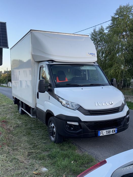 IVECO  2019 — imagine 2
