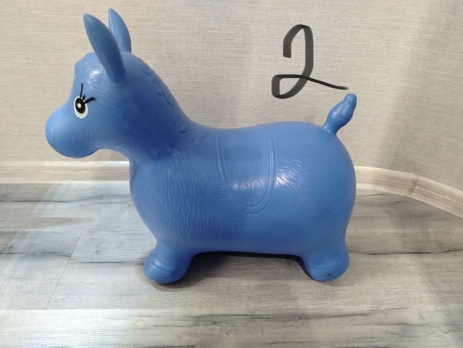 Продам прыгунок детский