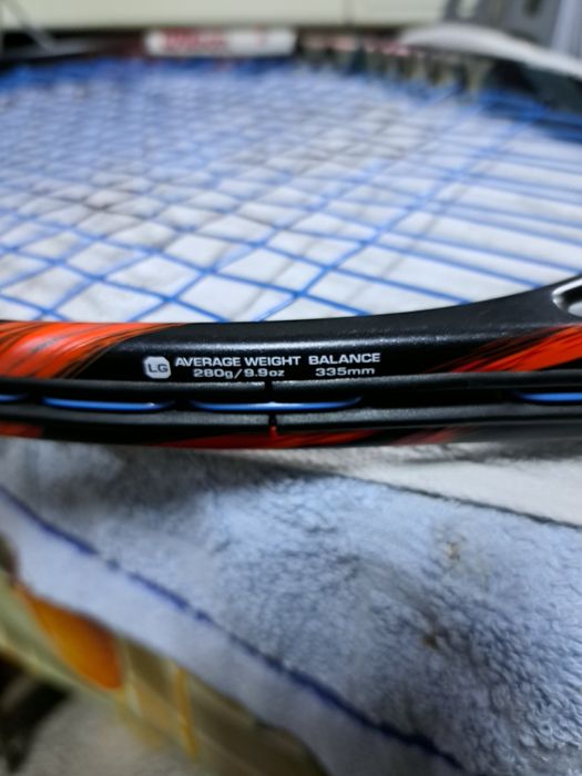 Vand doua rachete tenis Yonex.