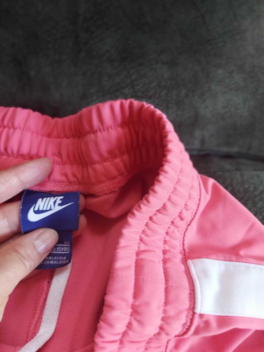 Дамски дънки на ZARA