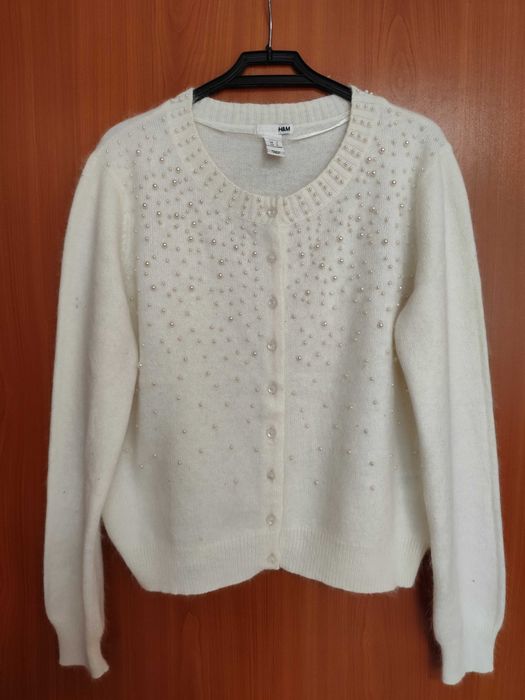 НОВА H&M елегантна , фина, бяла дамска жилетка