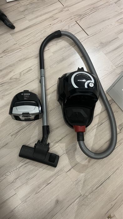 Продам бу Пылесос Bosch