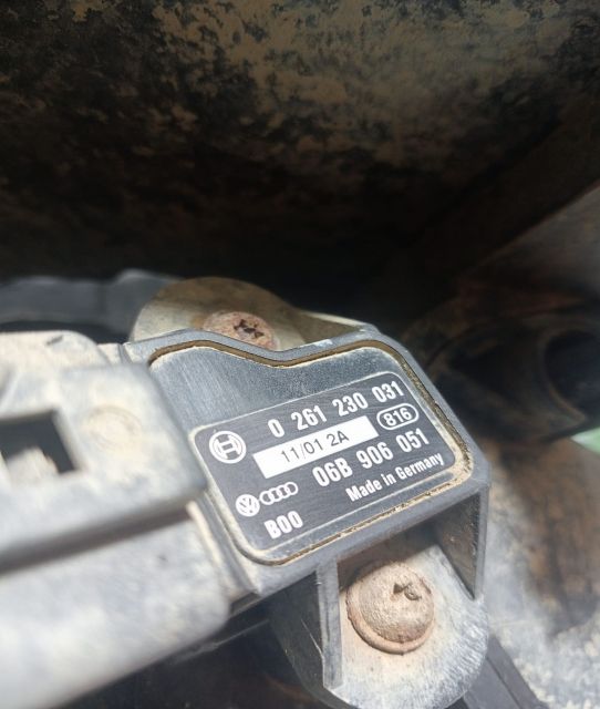 Senzor presiune galerie admisie 0 261 230 031 0 261 230 031 Seat Ibiz