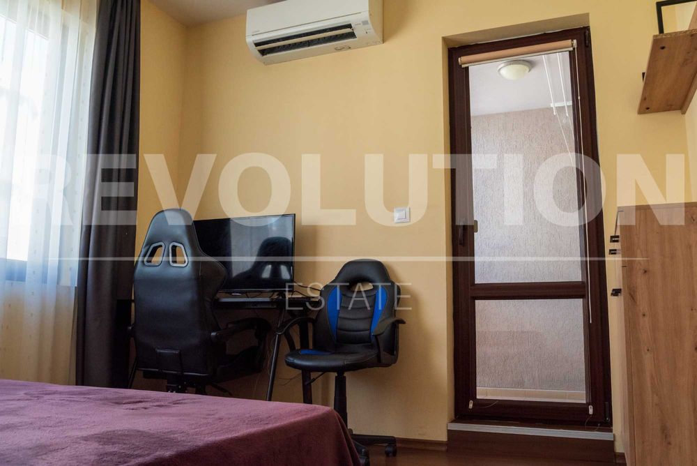 Продава се Тристаен апартамент в Варна, Център - 110 кв.м за 2546 €/кв.м - Снимка #7