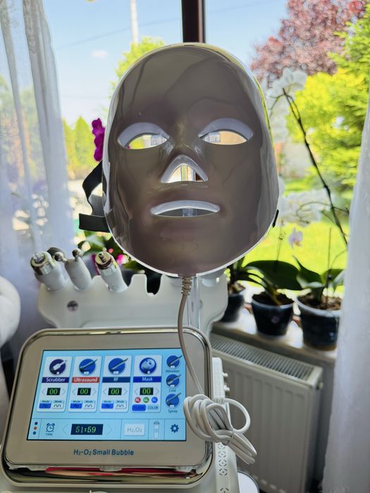 NOUA!! Combina Faciala Cosmetica Hydrafacial 7 in 1