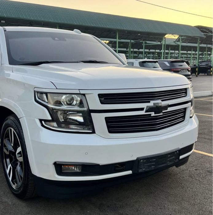 Tahoe premier RST.