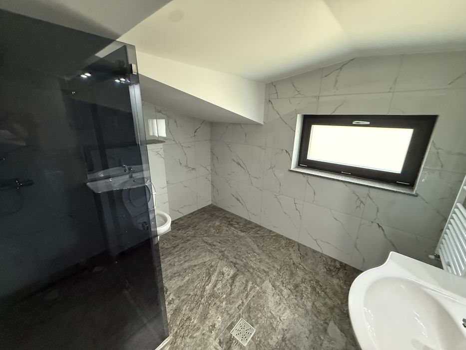 Casa de inchiriat P+1 Zona voluntari