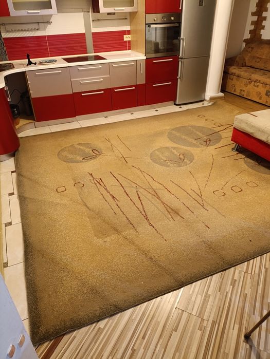 Продамм Палас!!!