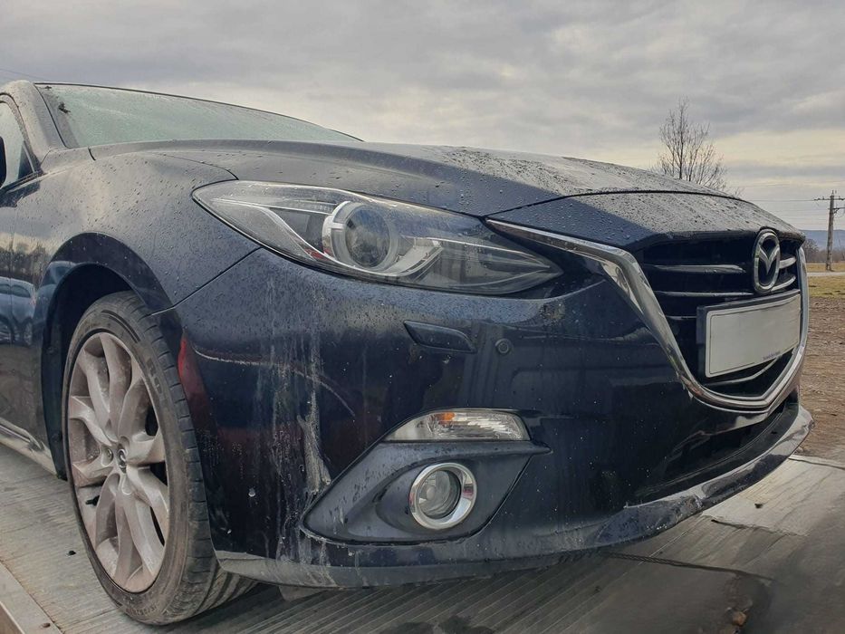 Dezmembrez Mazda 3 2.2D 2013