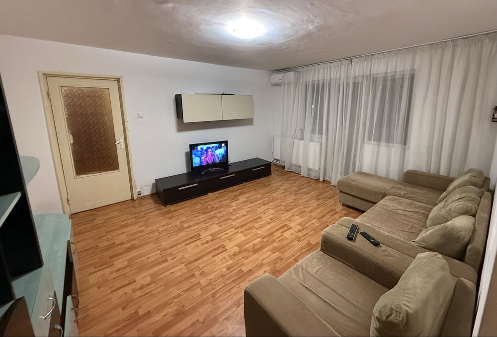 Vand apartament 2 camere Lapus zona Mall Electroputere
