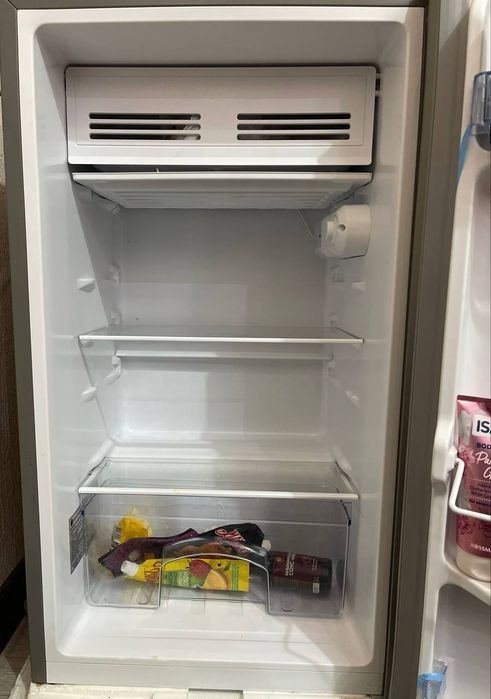 Холодилник Beston