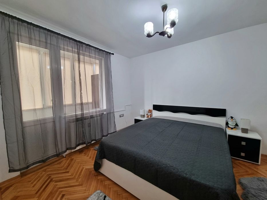Chirie apartament 2 camere, ultracentral, Magheru, Oradea