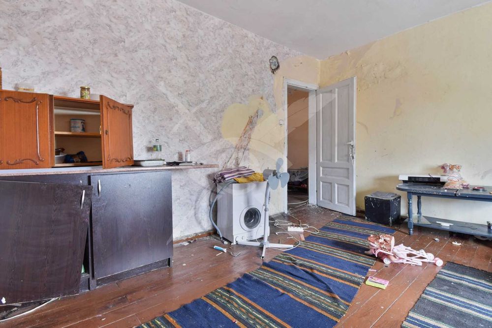 Тристаен апартамент в Центъра на град София № 38666