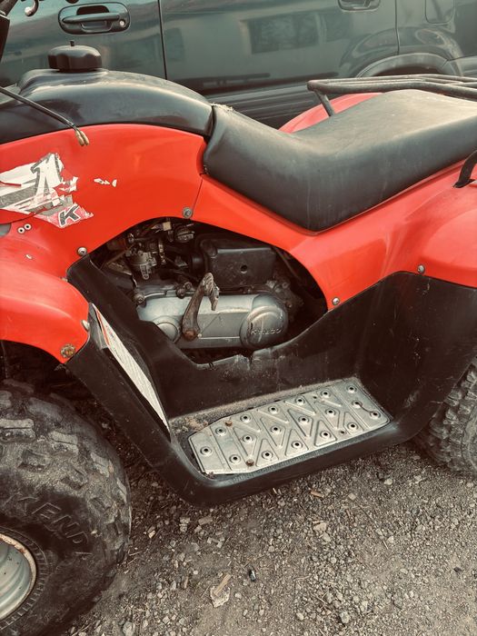 Atv kymco. Motor 100