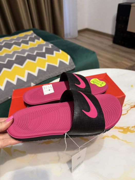 Papuci Nike - marimea 36 - nou, cu eticheta