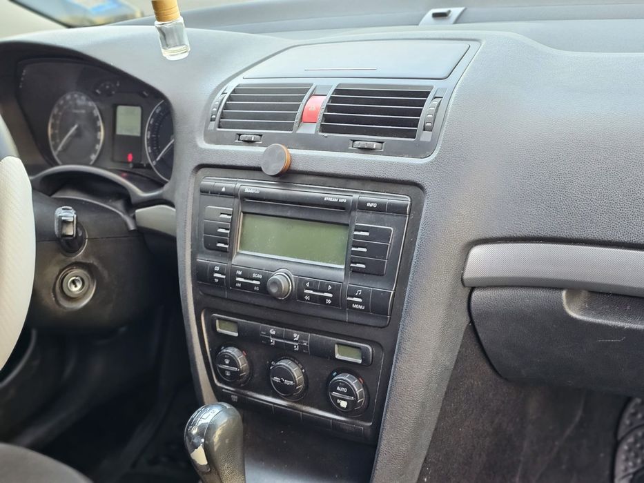Skoda octavia 2 16mpi