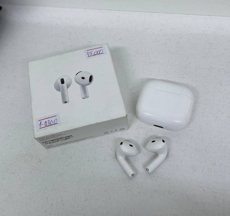 AirPods 4 original (с коробкой)