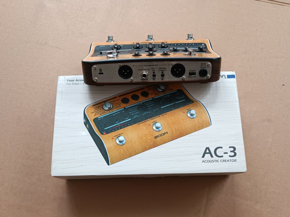 "ZOOM" AC-3 Acoustic Creator