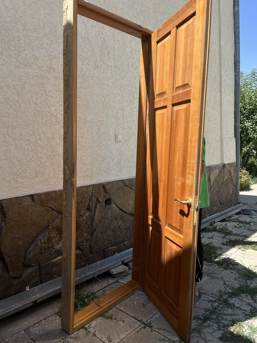 Межкомнатная дверь