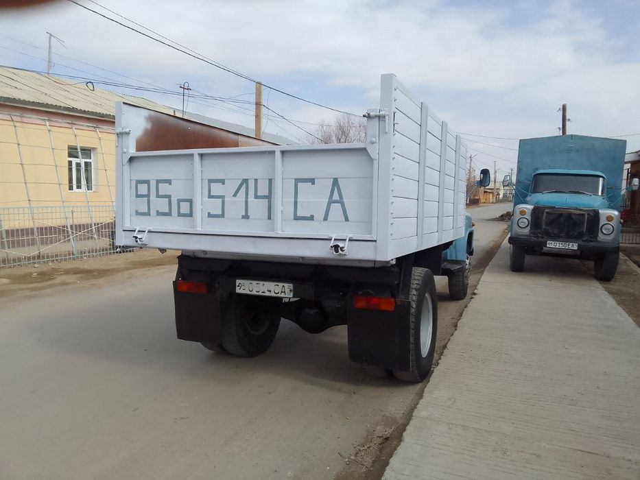 ЗИЛ КАМАЗ год выпуска 1991 год состояние Машины отличная