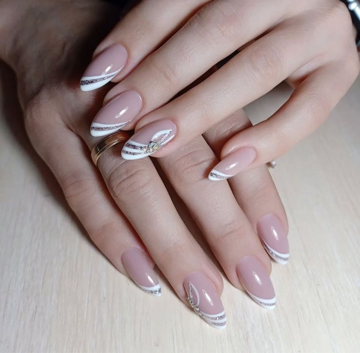 Маникюр, гельлак, наращивание ногтей