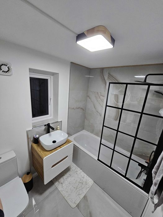 Amenajări interioare/ exterioare