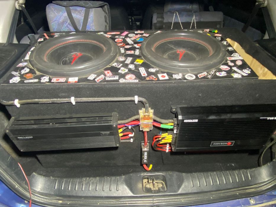 СПродам Сабвуфер Урал молния