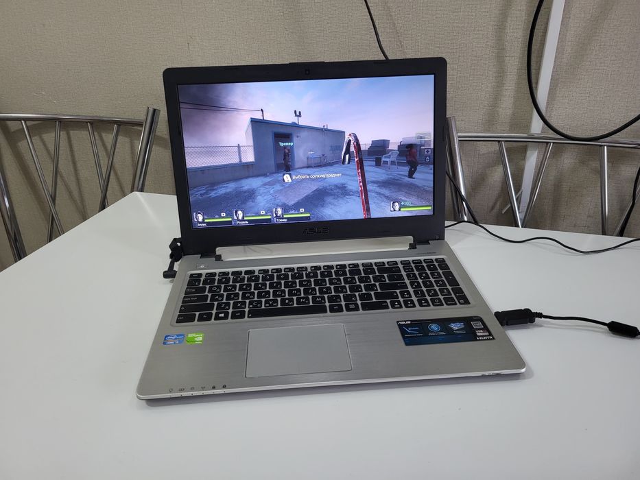 Ноутбук ASUS SonicMaster