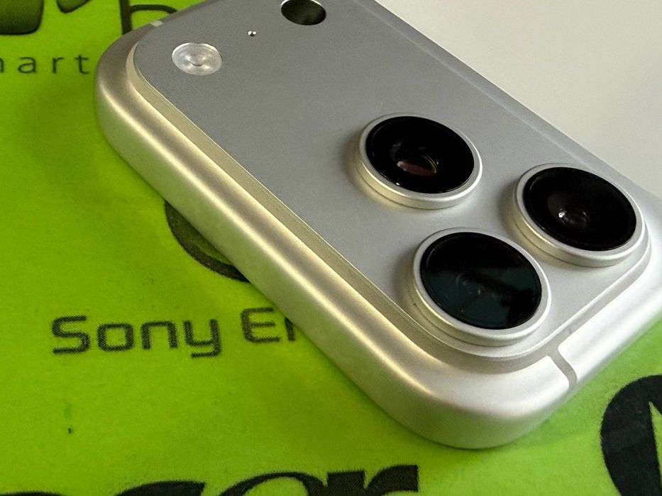 iPhone 17 Pro Max 512gb фабрично отключен