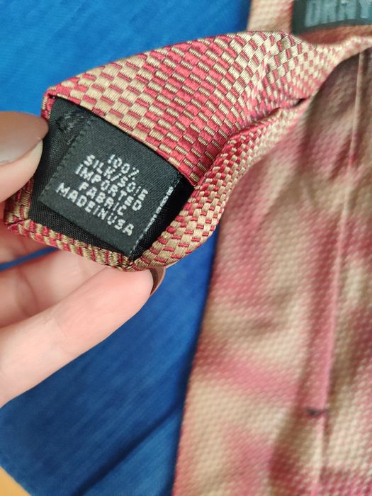 Cravata DKNY 100%silk