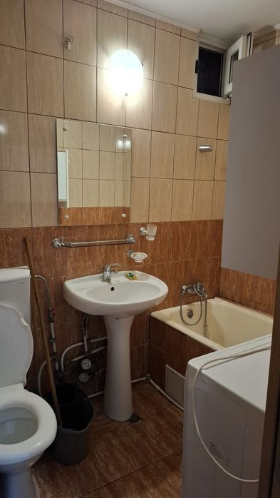 Garsoniera confort 1 de închiriat