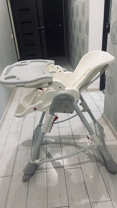 Продам стульчик для кормления