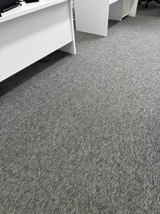 Продаётся КОВРОЛИН/ ковролан 45 000 сум кв/м