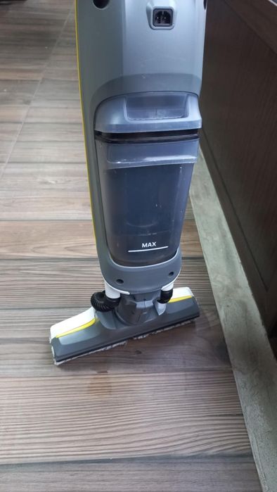 Подочистачка Karcher fc5