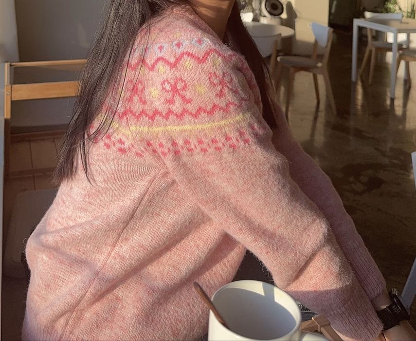 Продам вязаную теплую кофту