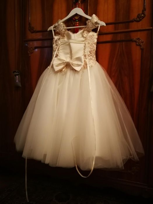 Rochie de mireasa midi