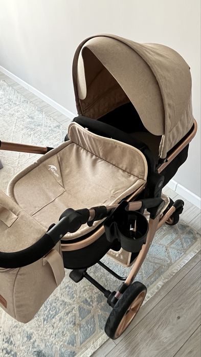 Детская коляска почти новая