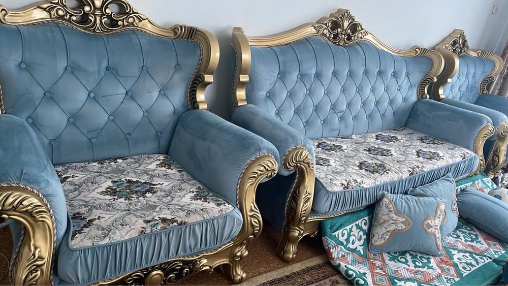 Диван для гостиной