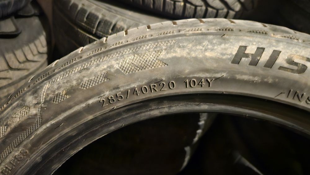 Продавам летни гуми 285/40/20