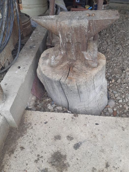 Vand nicovală de fierarie